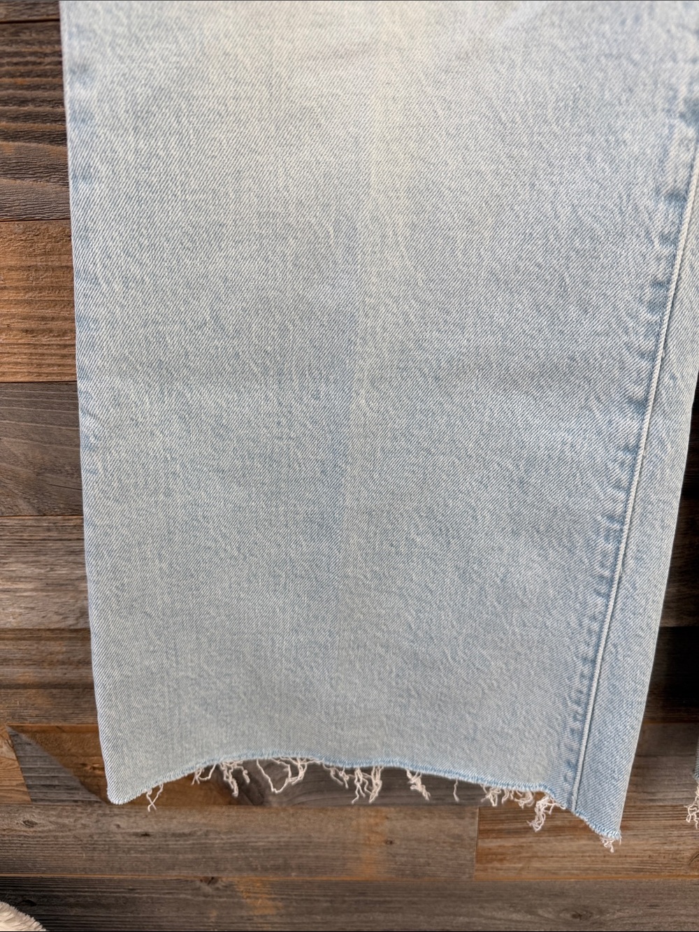 Mother Lil Husler Roller Skimp Fray Jeans in Bring The Cooler Size 27P NWT - Picture 5 of 14